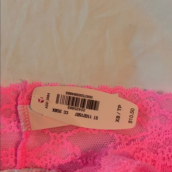 NWT Victoria’s Secret Thong - Picture 2 of 3